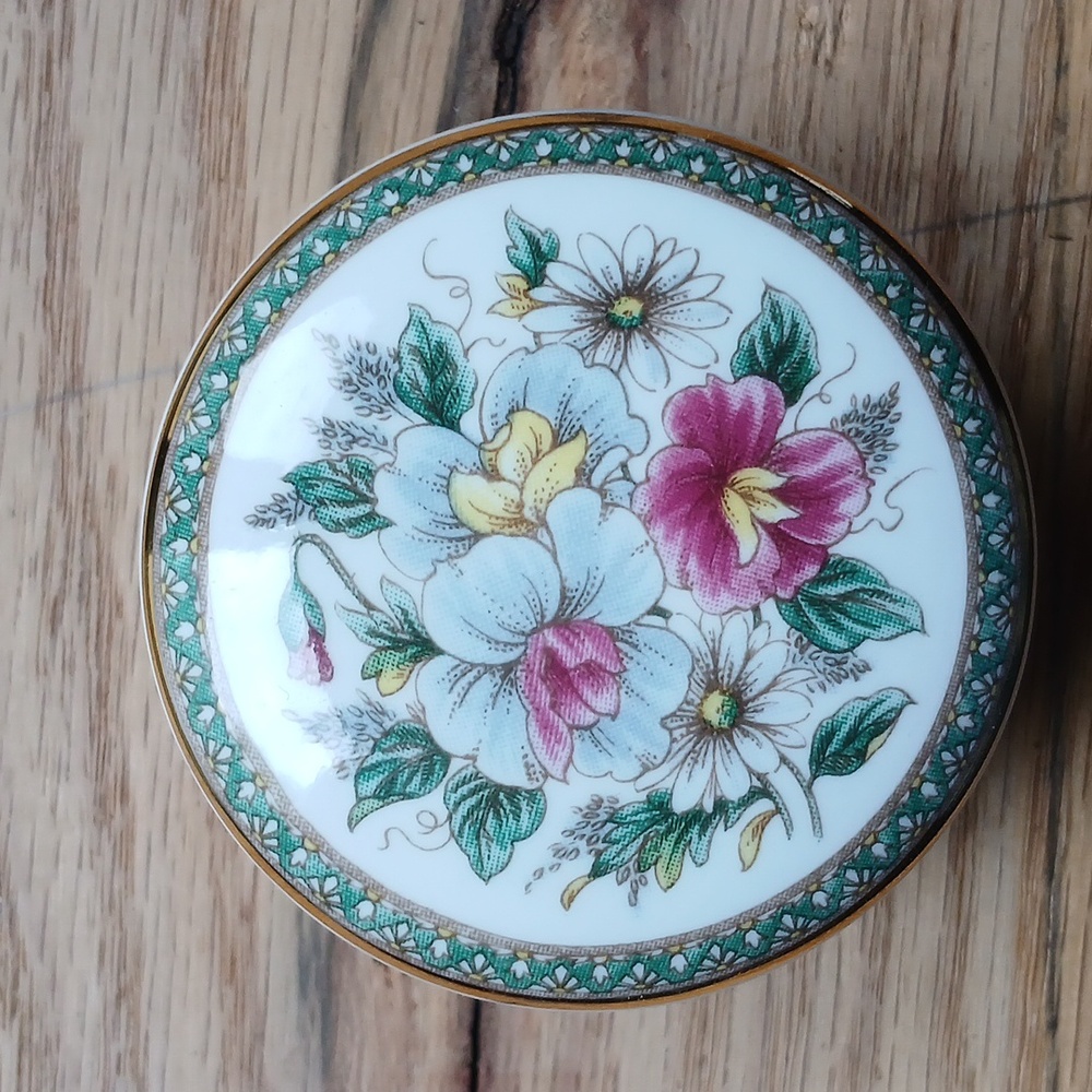 Falcon China Porcelain trinket box